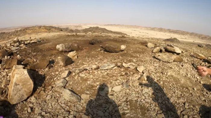 Pelukan terakhir Ibunda Aminah